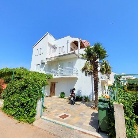 Apartments Neva & Neva Beach House Srima Esterno foto