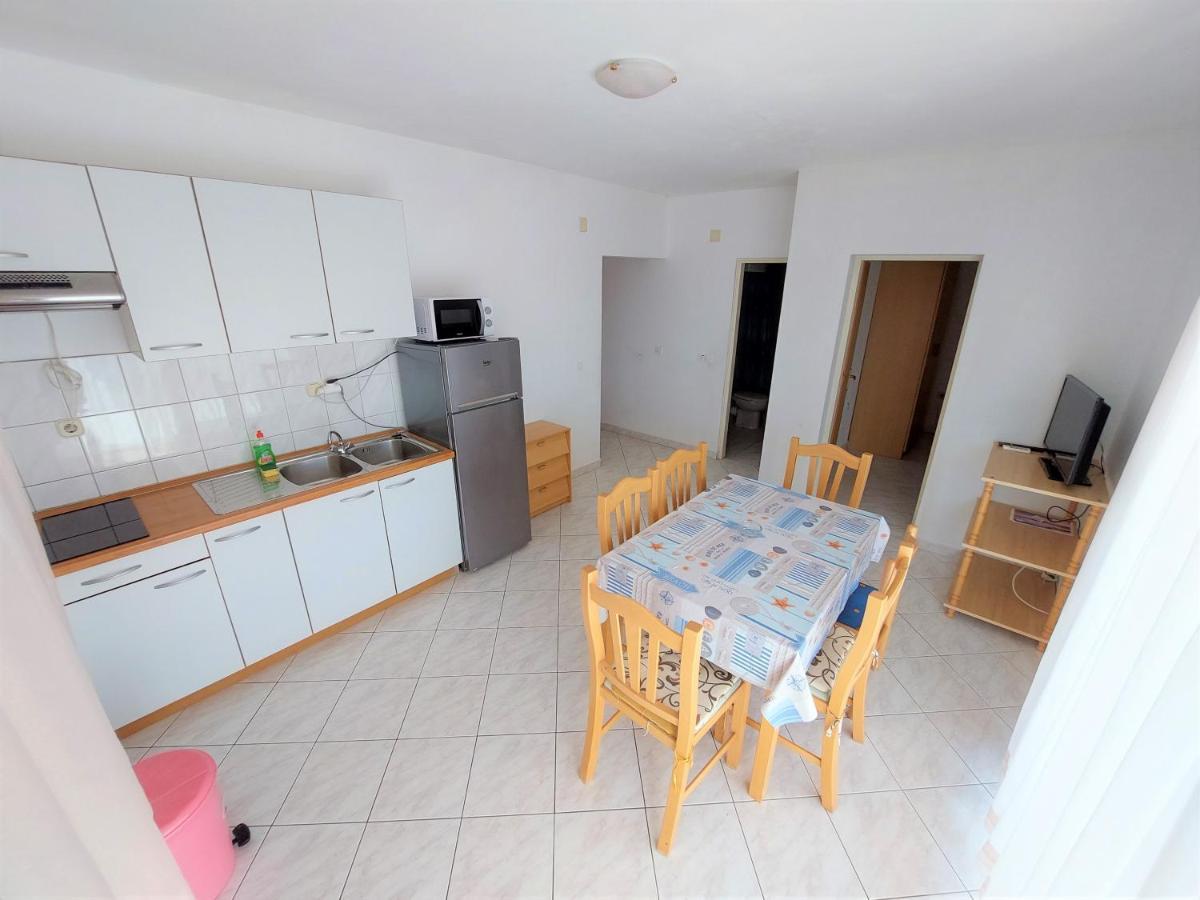 Apartments Neva & Neva Beach House Srima Esterno foto
