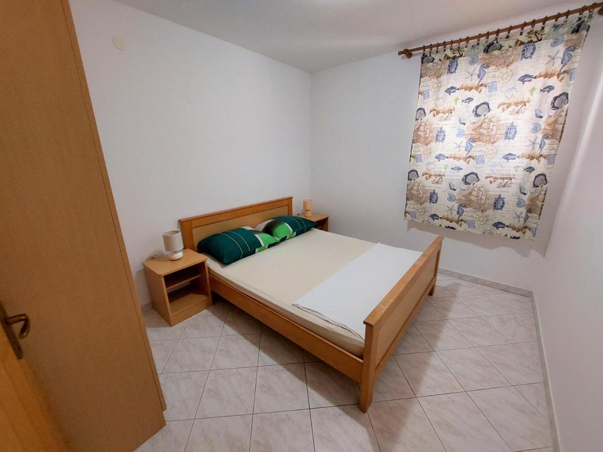 Apartments Neva & Neva Beach House Srima Esterno foto