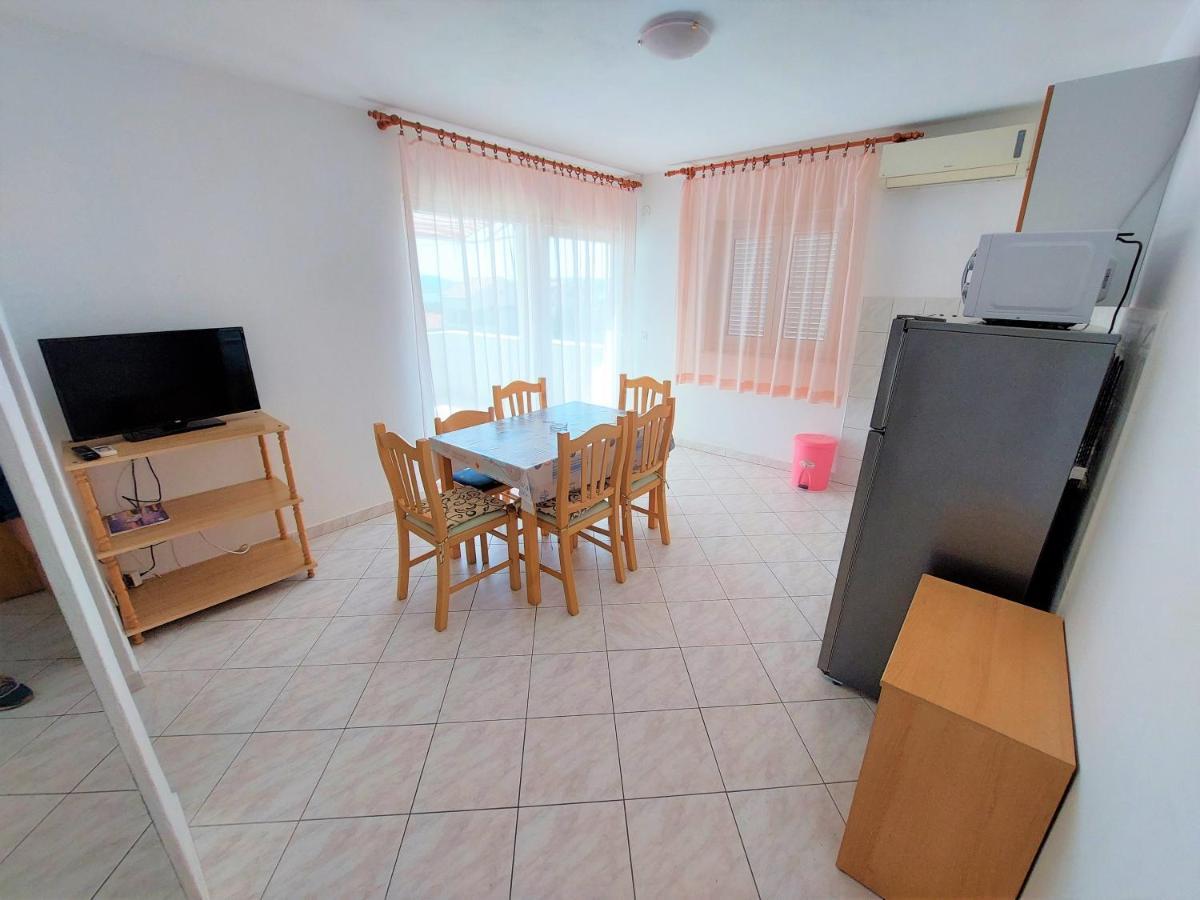 Apartments Neva & Neva Beach House Srima Esterno foto