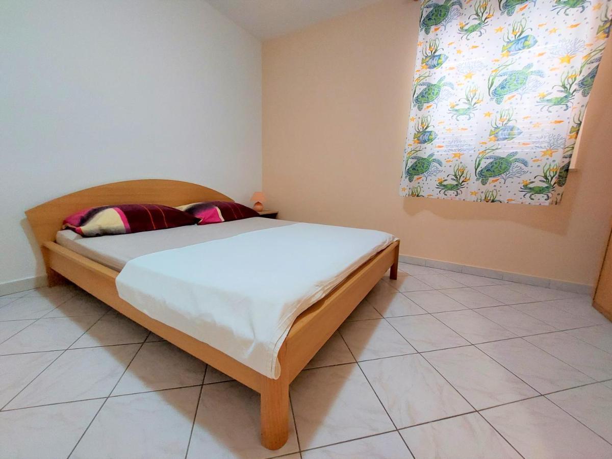 Apartments Neva & Neva Beach House Srima Esterno foto