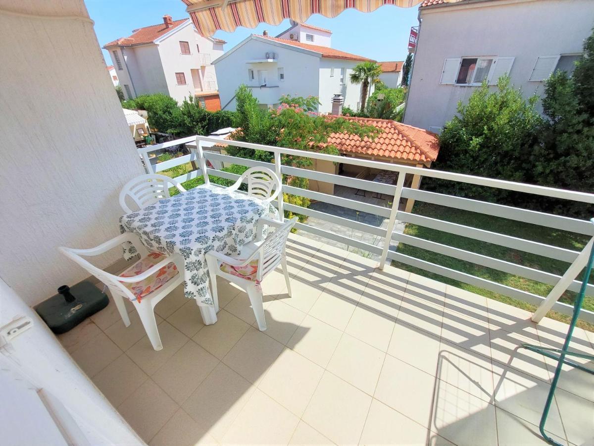 Apartments Neva & Neva Beach House Srima Esterno foto
